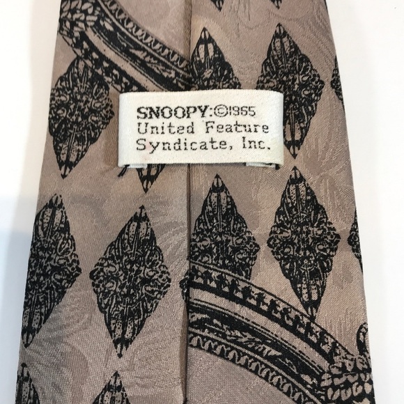 PEANUTS Snoopy Novelty Grey Tie - Picture 3 of 6